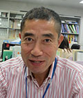 小室係長