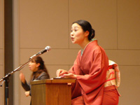講談師の神田織音さん